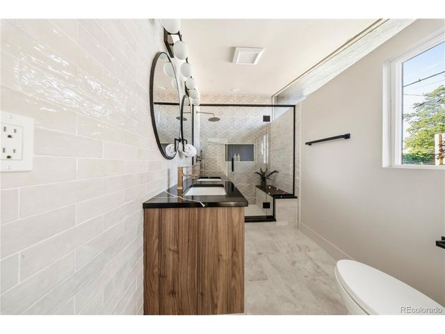 2440 S Meade St, Denver, CO 80219