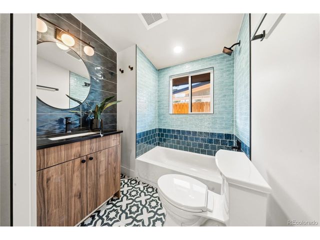 2440 S Meade St, Denver, CO 80219