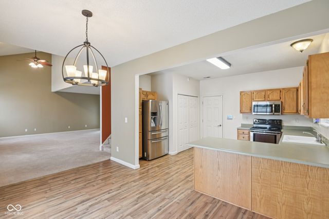 5911 Draycott Drive, Indianapolis, IN 46236