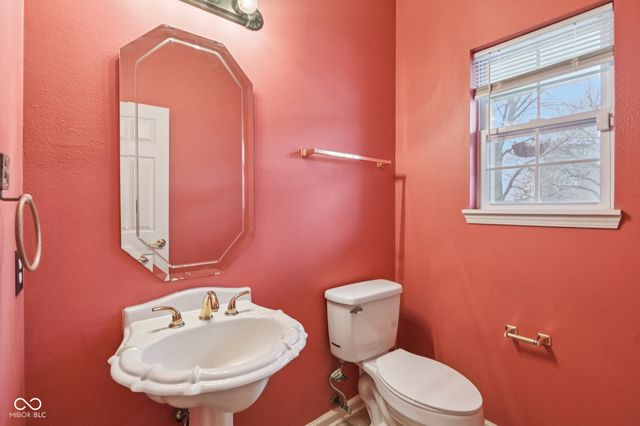 5911 Draycott Drive, Indianapolis, IN 46236