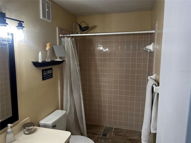 903 BOUGH AVENUE 903, Clearwater, FL 33760