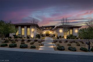20 Pebble Hills Court, Las Vegas, NV 89141