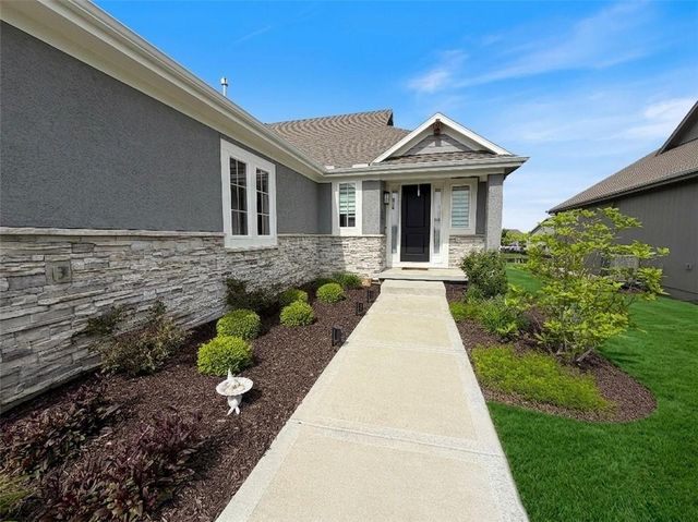 17096 W 168th Place, Olathe, KS 66062