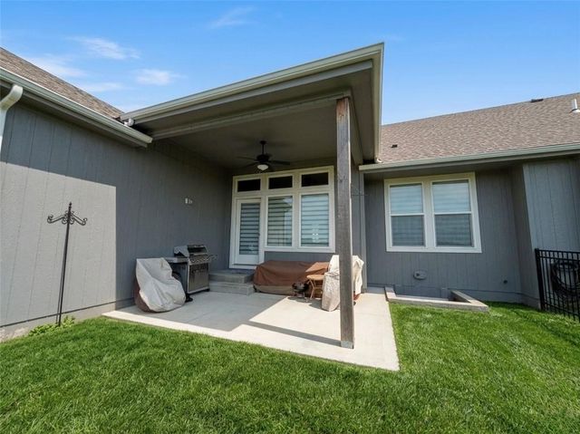 17096 W 168th Place, Olathe, KS 66062