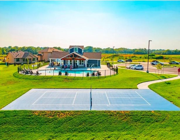 17096 W 168th Place, Olathe, KS 66062