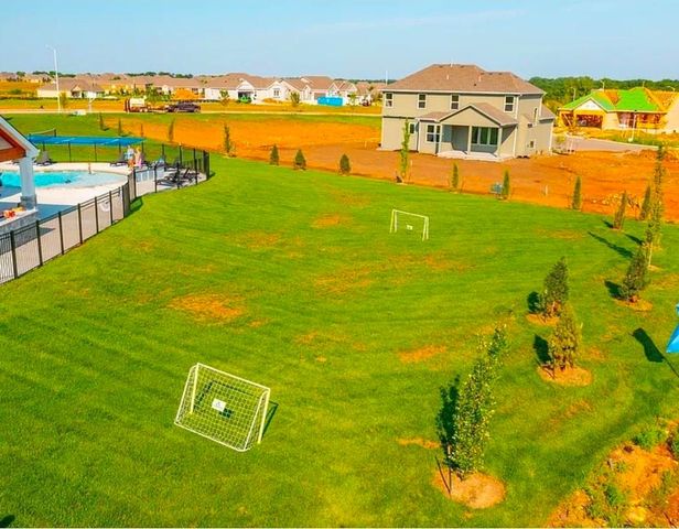 17096 W 168th Place, Olathe, KS 66062
