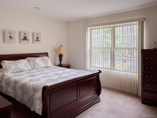 61 Lake Shore Drive W, Rock Hill, NY 12775