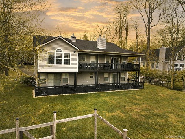 61 Lake Shore Drive W, Rock Hill, NY 12775