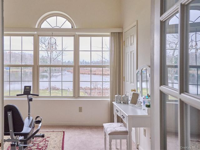 61 Lake Shore Drive W, Rock Hill, NY 12775