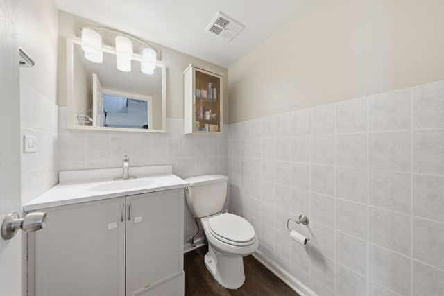 447 Thorndale Court, Buffalo Grove, IL 60089