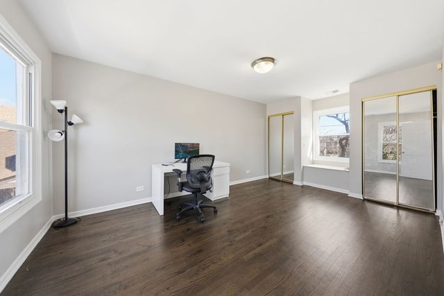 447 Thorndale Court, Buffalo Grove, IL 60089