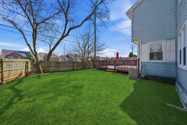 447 Thorndale Court, Buffalo Grove, IL 60089