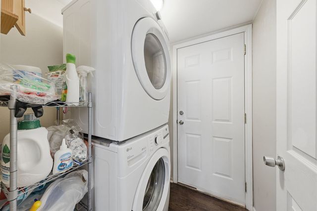 447 Thorndale Court, Buffalo Grove, IL 60089