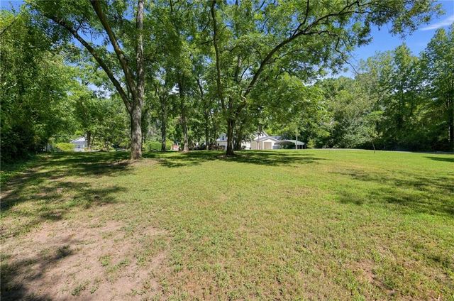 134 E 5th Street, Monroe, GA 30655