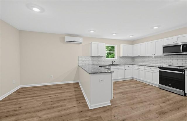 134 E 5th Street, Monroe, GA 30655