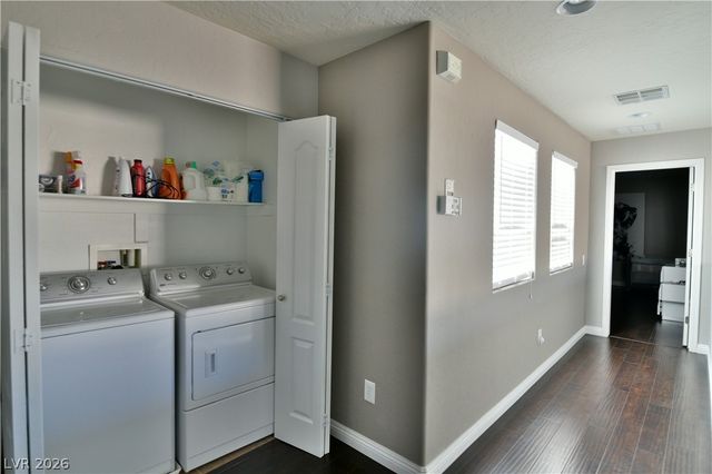 4448 Carrier Dove Avenue, North Las Vegas, NV 89084