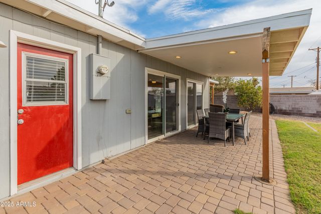 7443 E TAYLOR Street, Scottsdale, AZ 85257