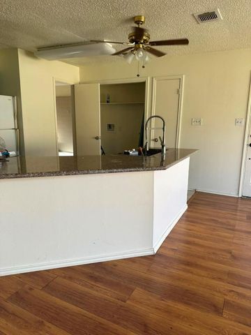 8623 Beechcrest Street, Houston, TX 77083