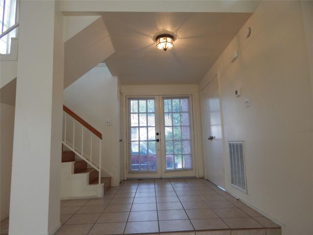 8623 Beechcrest Street, Houston, TX 77083