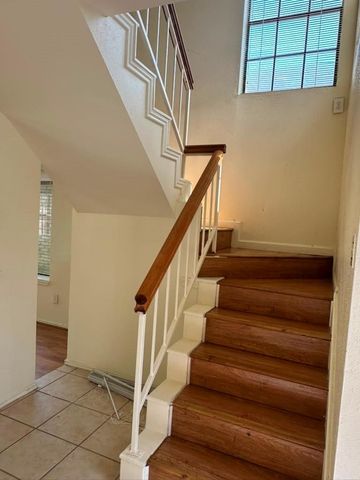 8623 Beechcrest Street, Houston, TX 77083