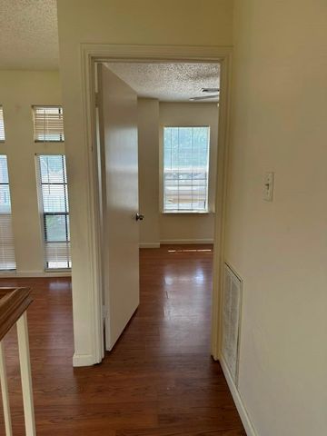 8623 Beechcrest Street, Houston, TX 77083