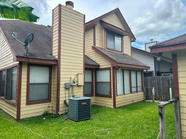 8623 Beechcrest Street, Houston, TX 77083