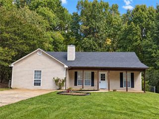 440 E Country Woods Drive, Covington, GA 30016