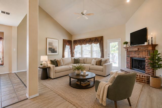 7004 Alcala, Grand Prairie, TX 75054