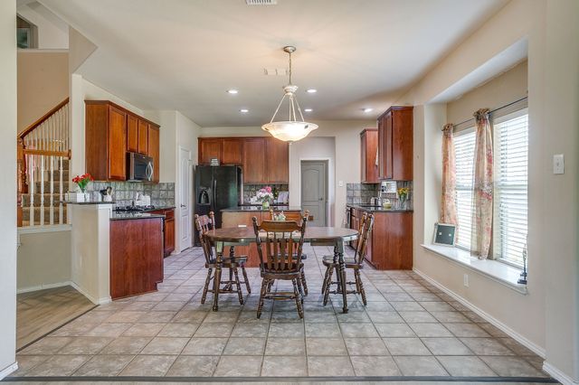 7004 Alcala, Grand Prairie, TX 75054