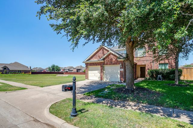 7004 Alcala, Grand Prairie, TX 75054