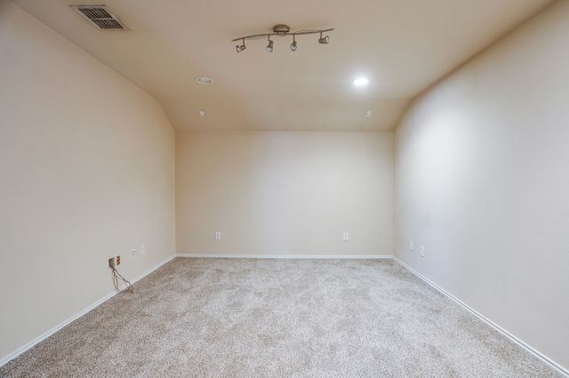 7004 Alcala, Grand Prairie, TX 75054