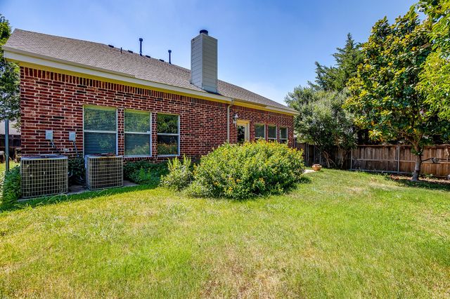 7004 Alcala, Grand Prairie, TX 75054