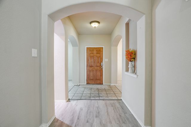 7004 Alcala, Grand Prairie, TX 75054