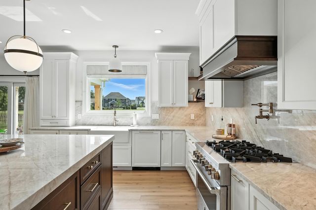 9721 Sweetspire Avenue, St. John, IN 46373