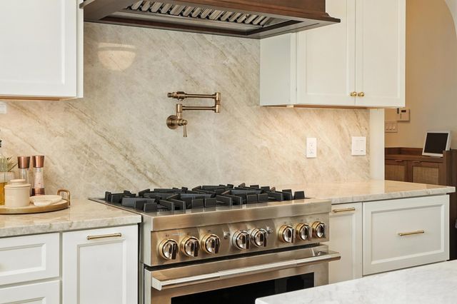 9721 Sweetspire Avenue, St. John, IN 46373