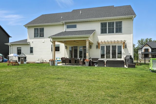 9721 Sweetspire Avenue, St. John, IN 46373