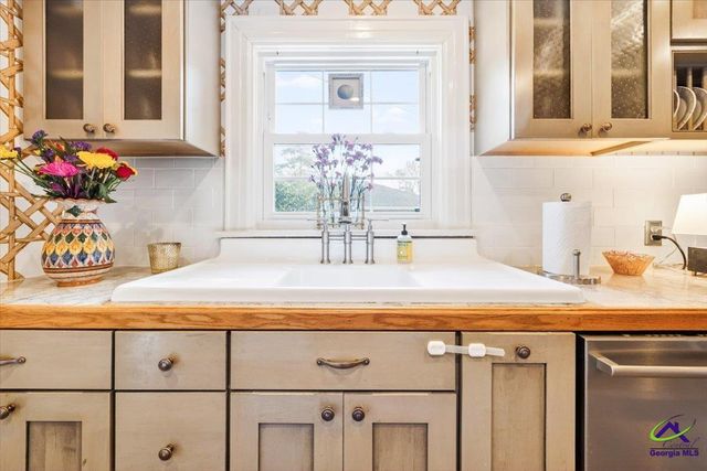 2620 Stanislaus Circle, Macon, GA 31204