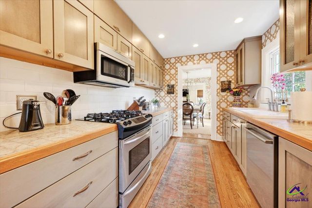 2620 Stanislaus Circle, Macon, GA 31204