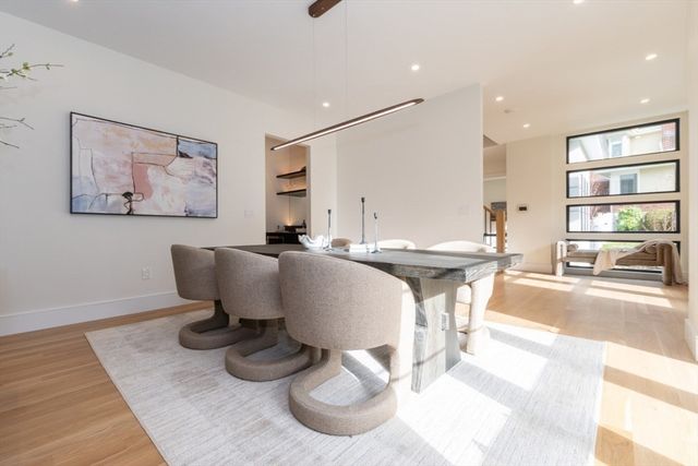 63 Drumlin Rd, Newton, MA 02459