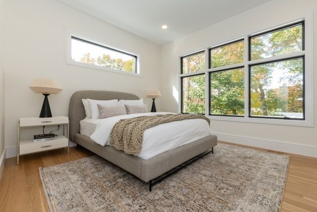 63 Drumlin Rd, Newton, MA 02459