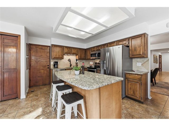 3086 E Hinsdale Ave, Centennial, CO 80122