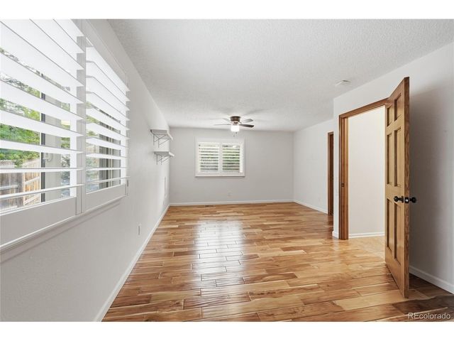 3086 E Hinsdale Ave, Centennial, CO 80122