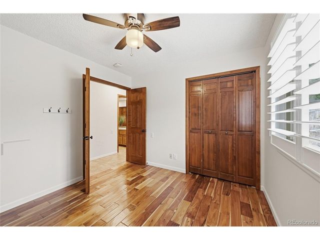 3086 E Hinsdale Ave, Centennial, CO 80122