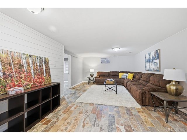 3086 E Hinsdale Ave, Centennial, CO 80122