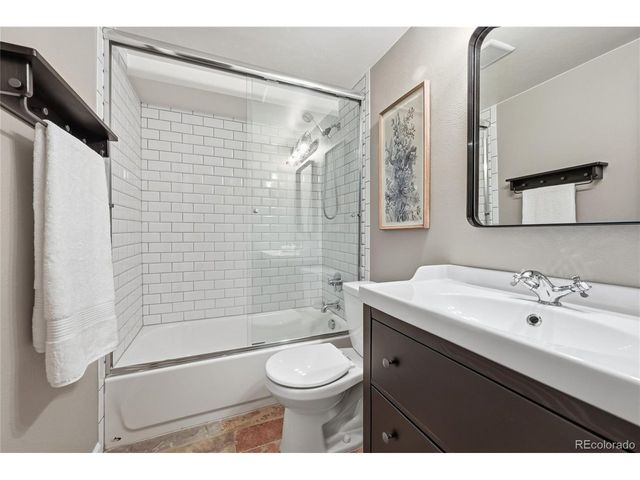 3086 E Hinsdale Ave, Centennial, CO 80122