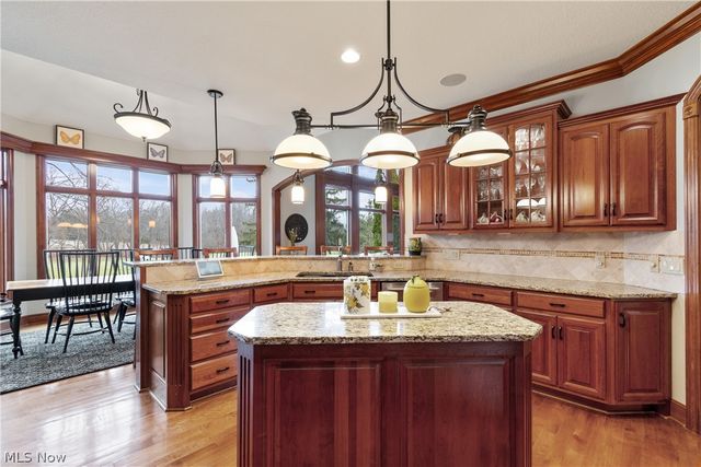 2229 E Park Drive, Uniontown, OH 44685