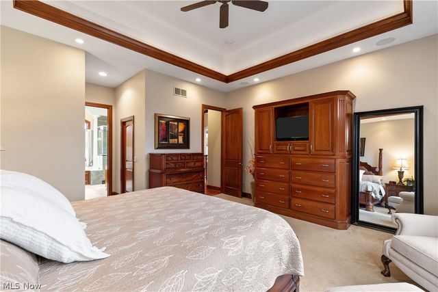 2229 E Park Drive, Uniontown, OH 44685