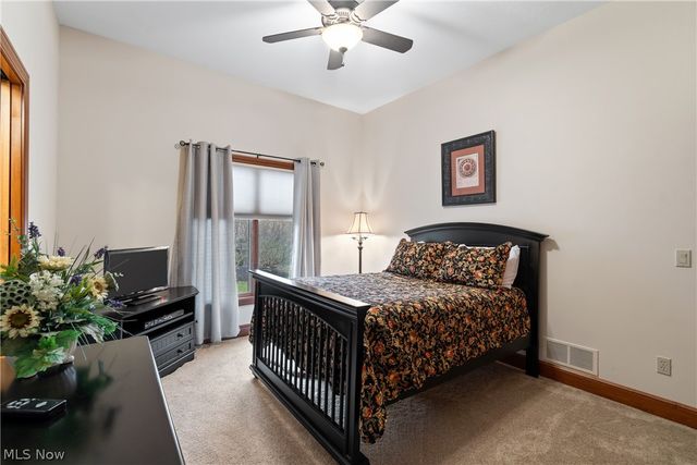 2229 E Park Drive, Uniontown, OH 44685