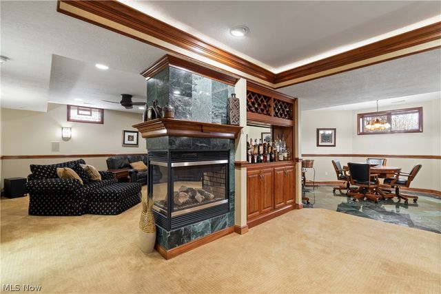 2229 E Park Drive, Uniontown, OH 44685