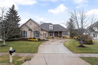 2229 E Park Drive, Uniontown, OH 44685